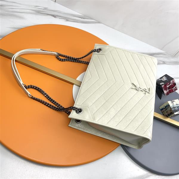 2026127204339439 550